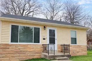 2512 Tamm Ave, Saint Louis, MO 63139 - Photo 2