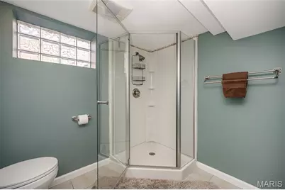 872 Queen Anne Place, Glendale, MO 63122 - Photo 34