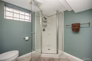 872 Queen Anne Pl, Glendale, MO 63122 - Photo 34