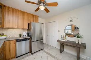 872 Queen Anne Pl, Glendale, MO 63122 - Photo 14