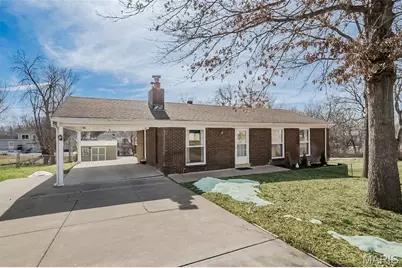 7 King Circle, O'Fallon, MO 63366 - Photo 1