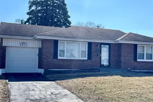 9418 Pattonwood Dr, Jennings, MO 63136 - Photo 2