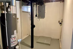 9418 Pattonwood Dr, Jennings, MO 63136 - Photo 40