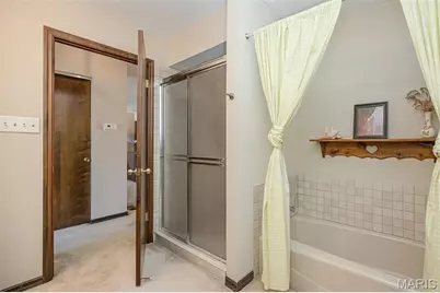 606 Aspen Ridge Court, Saint Louis, MO 63017 - Photo 40