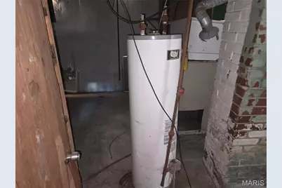 8834 Tyrell Drive, Saint Louis, MO 63136 - Photo 22