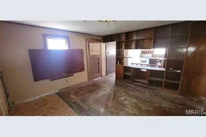 8834 Tyrell Drive, Saint Louis, MO 63136 - Photo 8