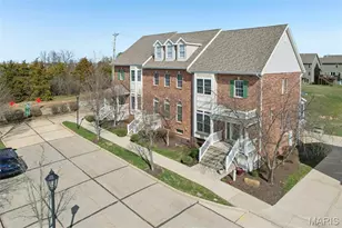 2408 N Larksong Dr, Wildwood, MO 63040 - Photo 40