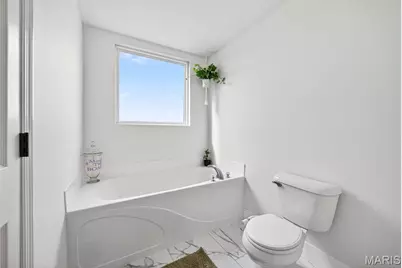 121 Majestic Lakes Boulevard, Moscow Mills, MO 63362 - Photo 36