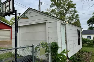 955 S 3rd St, Festus, MO 63028 - Photo 6