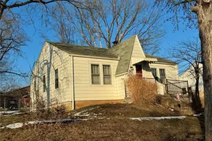 955 S 3rd St, Festus, MO 63028 - Photo 2