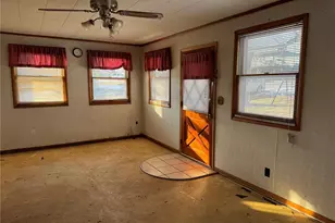 955 S 3rd St, Festus, MO 63028 - Photo 20