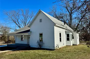 306 S Long St, Bonne Terre, MO 63628 - Photo 2
