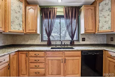 11 Champagne Drive, Lake Saint Louis, MO 63367 - Photo 12