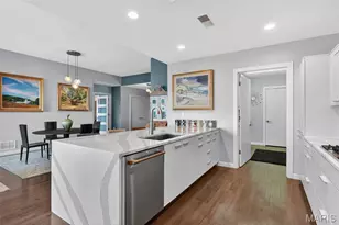 4545 Lindell Blvd, Saint Louis, MO 63108 - Photo 32