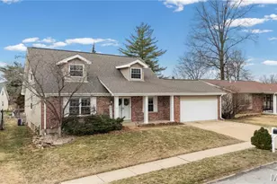 279 Aspen Village Dr, Ballwin, MO 63021 - Photo 2