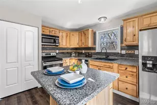 39 Huntsman Trail, Saint Peters, MO 63376 - Photo 2