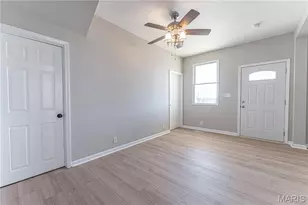 105 E Roosevelt Ave, Union, MO 63084 - Photo 8