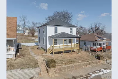 105 E Roosevelt Avenue, Union, MO 63084 - Photo 1
