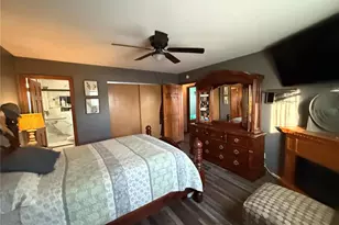 2670 Delaware Dr, Florissant, MO 63033 - Photo 10