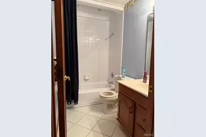 2670 Delaware Drive #N/A, Florissant, MO 63033 - Photo 4