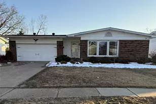 2670 Delaware Dr, Florissant, MO 63033 - Photo 1
