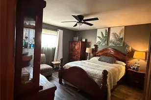 2670 Delaware Dr, Florissant, MO 63033 - Photo 16