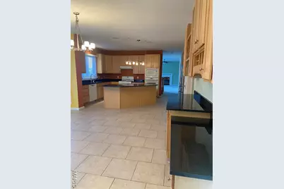 811 Wheaton Way, Creve Coeur, MO 63141 - Photo 14