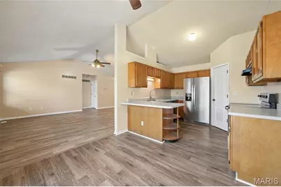 1203 Advance Drive, Florissant, MO 63031 - Photo 14