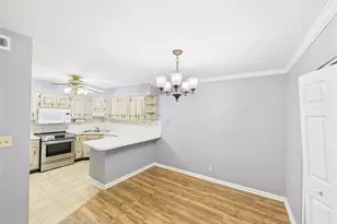 10069 N Bunker Hill Dr, Saint Louis, MO 63123 - Photo 6