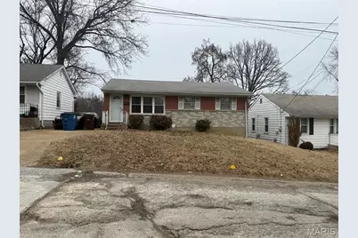 631 Robert Avenue, Ferguson, MO 63135 - Photo 1