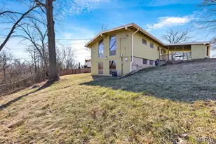 1039 Coffey Ct, Saint Louis, MO 63126 - Photo 6