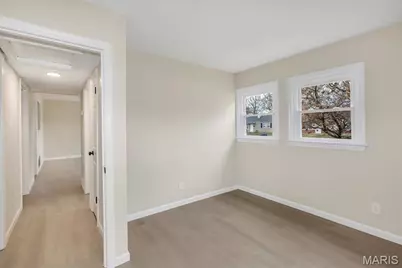 11218 Saint Shawn Lane, Saint Ann, MO 63074 - Photo 22