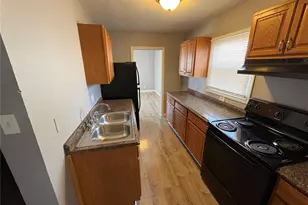 6042 Hancock Ave, Berkeley, MO 63134 - Photo 6