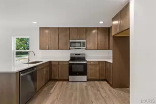 358 Fall Harvest Parkway, O'Fallon, MO 63385 - Photo 8