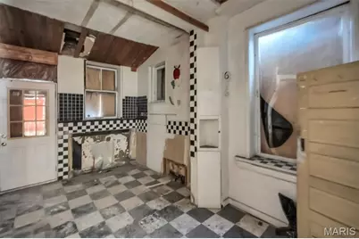 4169 McPherson Avenue, Saint Louis, MO 63108 - Photo 8