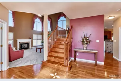 4049 Portland Ridge Drive, Florissant, MO 63034 - Photo 4
