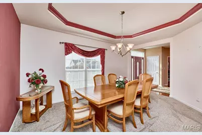 4049 Portland Ridge Drive, Florissant, MO 63034 - Photo 6