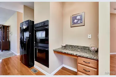 4049 Portland Ridge Drive, Florissant, MO 63034 - Photo 16