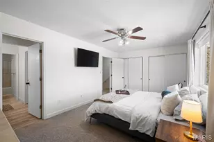 2042 Kentmore Ln, Chesterfield, MO 63017 - Photo 22