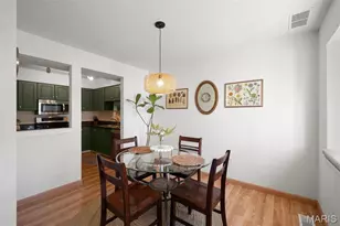 2042 Kentmore Ln, Chesterfield, MO 63017 - Photo 20