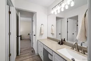 2042 Kentmore Ln, Chesterfield, MO 63017 - Photo 24