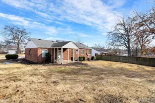 1433 Lanvale Dr, Saint Louis, MO 63119 - Photo 32