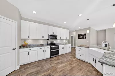 299 Auburn Ridge Drive, Troy, MO 63379 - Photo 16