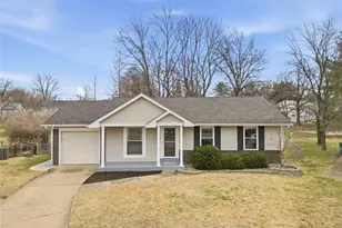 11950 Meadow Grove Ct, Maryland Heights, MO 63043 - Photo 4