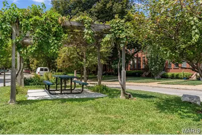 4303 Laclede Avenue #D, Saint Louis, MO 63108 - Photo 34