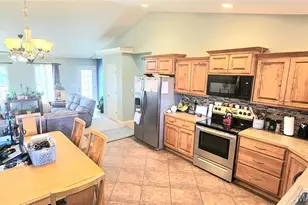 700 Murry Ln, Rolla, MO 65401 - Photo 2