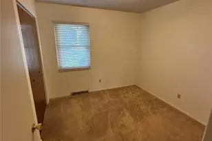 4409 Fatima Dr, Affton, MO 63123 - Photo 18