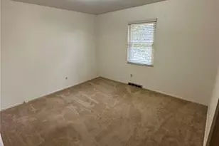 4409 Fatima Dr, Affton, MO 63123 - Photo 16