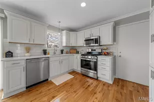 30 Gary Glen Dr, Saint Peters, MO 63376 - Photo 2