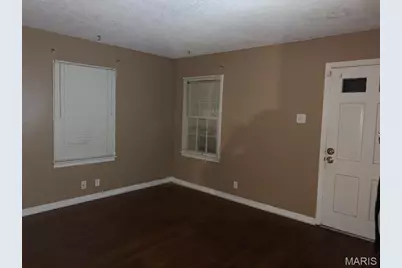 6717 Thurston Avenue, Saint Louis, MO 63134 - Photo 6